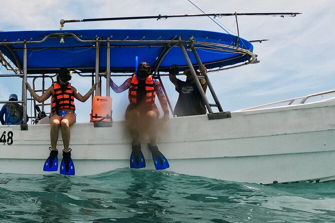 2-Hour Snorkeling in Two Spots of Tulum's Reef - The Boat, Motion, and Safety: What to Do If You’re Prone to Seasickness