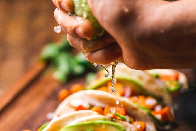 3-Hour Night Tacos and Mezcal Crawl in Mexico with Guide - Key highlights that make this crawl worth your evening