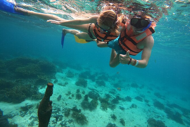 3 Hours VIP Semiprivate Tour Isla Mujeres Full Snorkeling Experience - Boat Reality Check: Small Vessel, Real Ladder, and Seasickness Risk