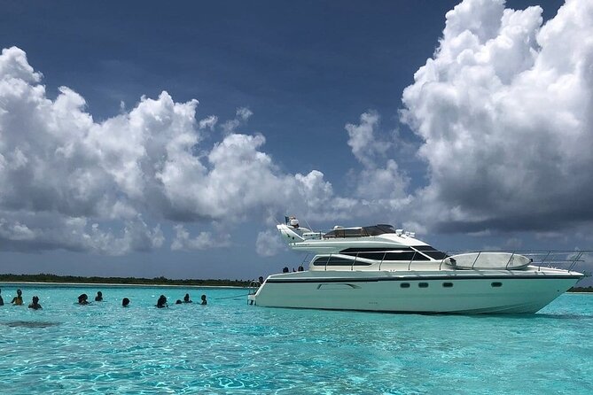 4 Hour - 47' Azimut, Tulum, Playa del Carmen, Riviera Maya - Price, value, and who this is best for
