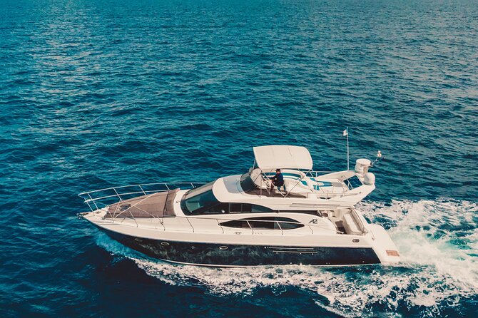 4 Hour 50' Azimut Yacht All-Inclusive in Tulum & Playa del Carmen - Onboard Open Bar, Lounging, and the Margarita Moment
