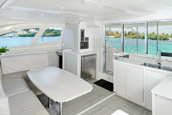 4H Luxury 44' Catamaran All-Inclusive in Tulum & Playa del Carmen - Price and logistics: how to budget the real cost