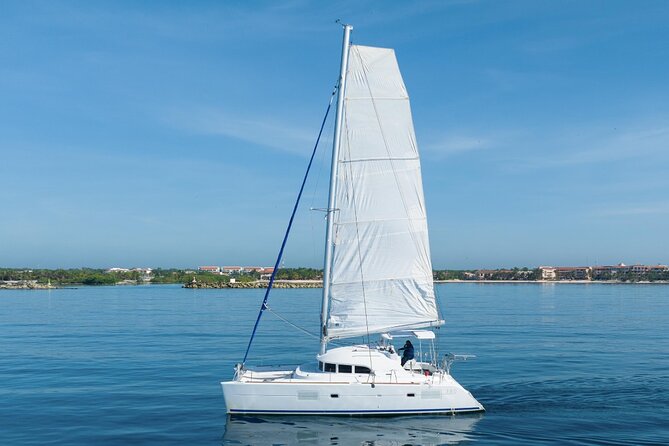 4H Private 38'Catamaran All-Inclusive in Tulum & Playa del Carmen - Puerto Aventuras Departure, Then South Along the Riviera Maya