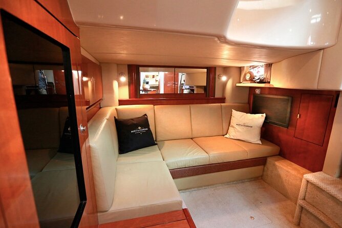 5-Hour Private 40' Yacht 2-Stop Tour to In-Ha reef with Food, Drinks & Snorkel - Why In-Ha and La Bocana is such a smart combo