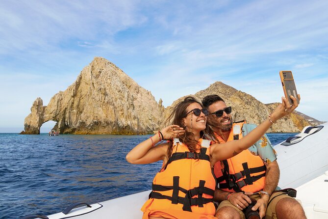 6-Hour Guided City and Cruise Tour of Los Cabos with Lunch - Cabo by boat plus old-town San Jose, what this day is really like