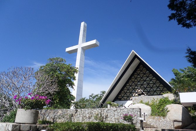 Acapulco City Tour - Capilla de la Paz: The Chapel Experience and the Postal-Card Views
