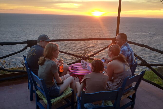 Acapulco City Tour - Los Flamingos Hotel: Old Hollywood Lore in a Real Place