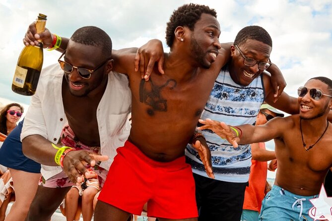 Adults only Hip Hop Sessions Boat Party Cancun - How Much It Costs and Whether It’s Worth It
