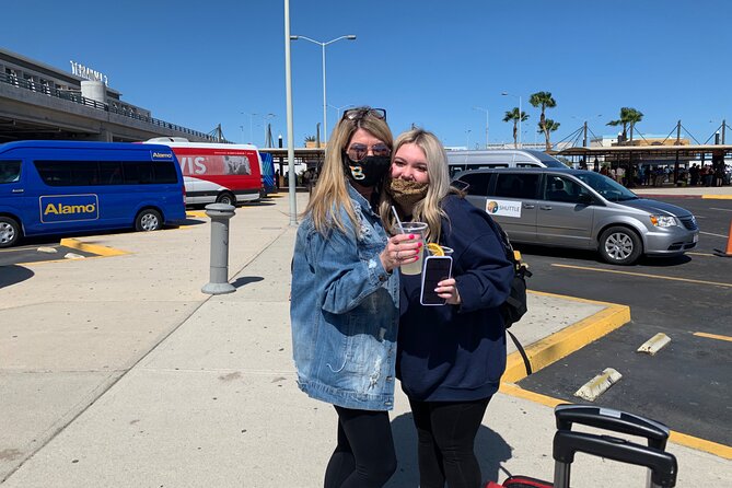 Airport Los Cabos Private Transportation - Your ride experience: SUVs, larger vans, and the welcome drink question