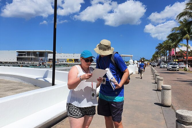 Amazing Cozumel Race: Small-Group Tour and Scavenger Hunt - Meet-up at the Municipal Market: start times, finding the group, and smart timing