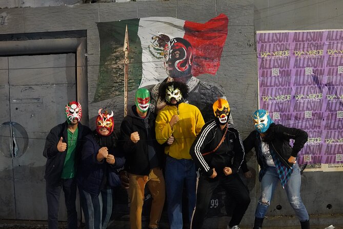 Authentic Lucha Libre Tour : Wrestling School, Tacos & Mezcal - Arena Seating and the Crowd: How the Evening Actually Unfolds