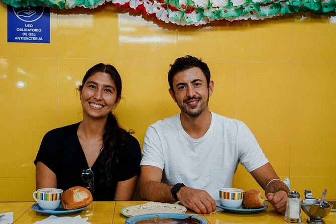 AUTHENTIC OAXACA CULTURAL FOOD TOUR, eat like a local. - Small group dynamics: up to about 10 people, and that changes everything