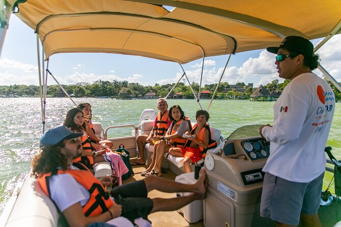 Bacalar 101- Private Tour of the Lagoon of the 7 Colors - Kayak until sunset, for the Bacalar light show