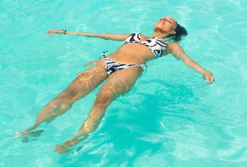 Bacalar: 3 Hour Boat Trip with Swimming & Drinks - Price and value: what $33 buys in Bacalar’s reality
