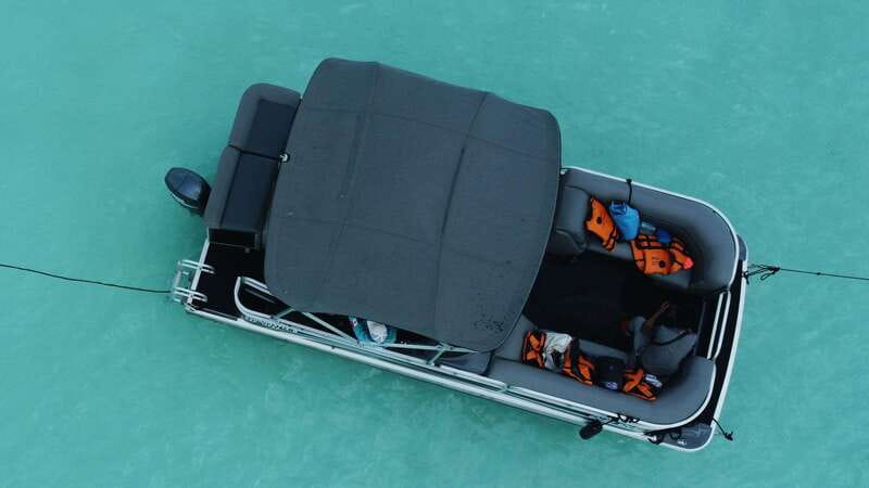 Bacalar: 3-hr Pontoon Boat Tour with Beach Club + Kayaks - Why Bacalar Lagoon by pontoon boat is such a smart 3-hour plan