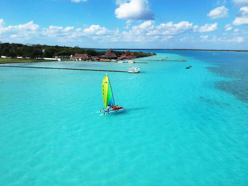 Bacalar: Group Sailing Tour with Guide - Birds Island: where the wildlife spotting becomes the main event