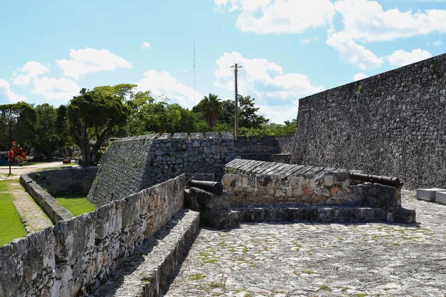 Bacalar: Lagoon, Pirate Canal, Stromatolite Day Trip w/Lunch - A full Bacalar day, without wasting your energy