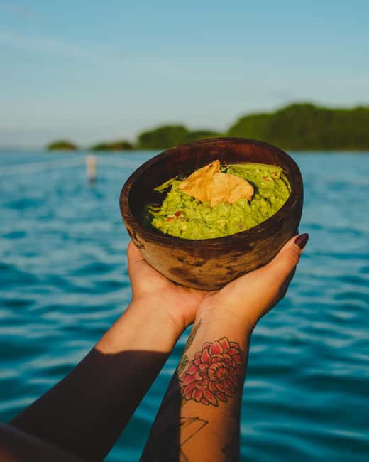Bacalar Lagoon Sailing Tour with Open Bar and Mexican Lunch - Why engine-free sailing is the whole point in Bacalar
