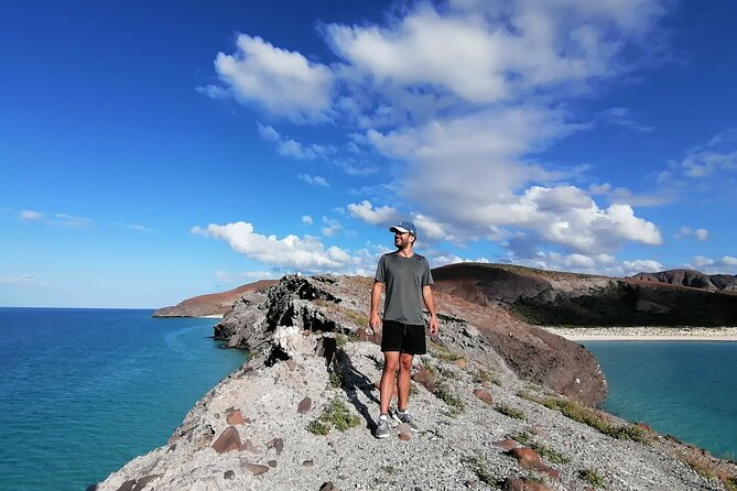 Balandra & Tecolote: hike, kayak and snorkel in paradise - Small Group Size And The Guide Factor: Why This Feels Personal