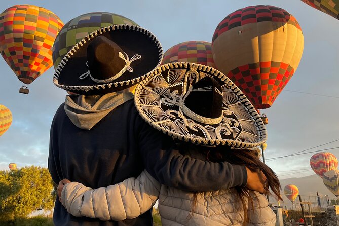 Balloon Flight and Teotihuacan Tour w/Breakfast from Mexico City - After landing: breakfast in La Gruta or La Cueva