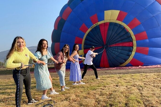 Balloon Flight + Breakfast in a cave + Pick up CDMX + Pyramids - Price and logistics: what your money is really buying