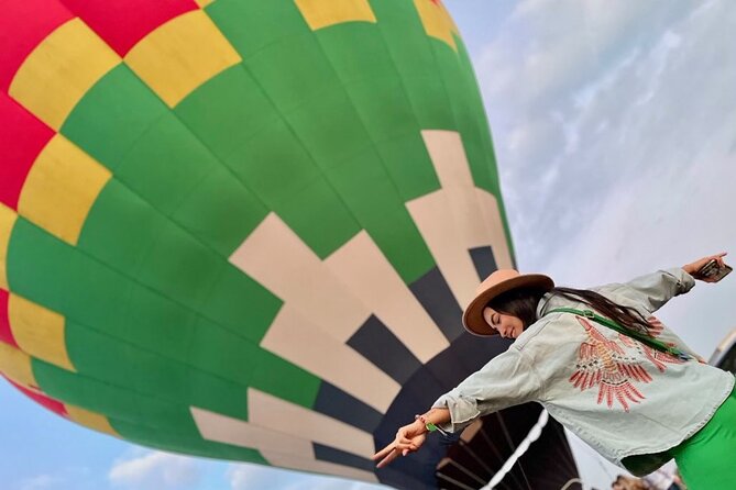 Balloon flight in Teotihuacán from Mexico City - Food: Coffee Break, Breakfast Options, and What You Get On Top of the Flight