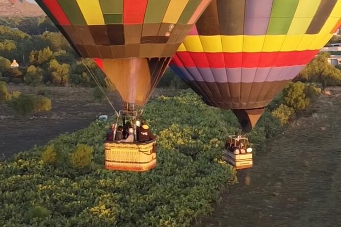 Balloon flight + pick up in CDMX + Breakfast in Cave + Pyramids - Breakfast in La Cueva Teotihuacán: what it’s like underground