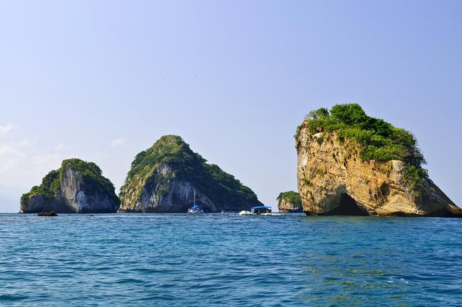 Bioluminescence by kayak or SUP to Los Arcos Puerto Vallarta - Los Arcos Marine Park from Mismaloya: the payoff is the approach
