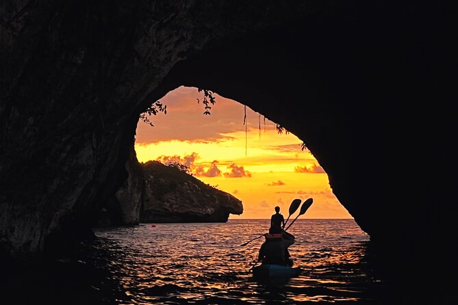 Bioluminescence by kayak or SUP to Los Arcos Puerto Vallarta - Back on shore: the snacks, hot cocoa, and campfire reset