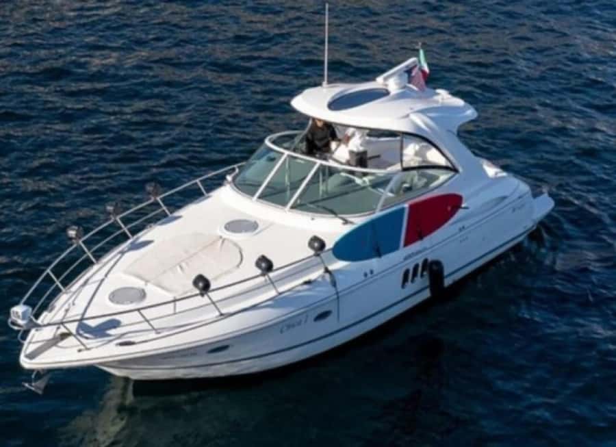 Cabo: Arch, Whales, Snorkel Tour - Food & Drinks 1-20 people - Food, Drinks, and Music That Turn the Boat Into the Party