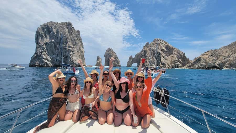Cabo: Arch, Whales, Snorkel Tour - Food & Drinks 1-20 people - Meeting at the IGY Marina Gate, Then Cruising Straight to the Cabo Arch