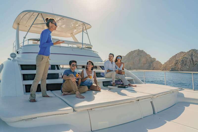 Cabo San Lucas: Luxury Catamaran Whale Watching Experience - Food and drinks: snack pacing that actually fits whale watching