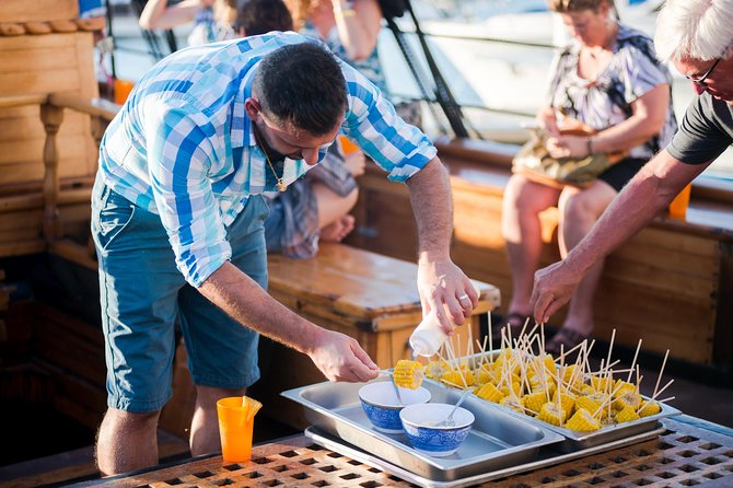 Cabo San Lucas Shopping, Tequila Tasting, and Snorkel Tour - Lunch and the open bar: where the value really shows