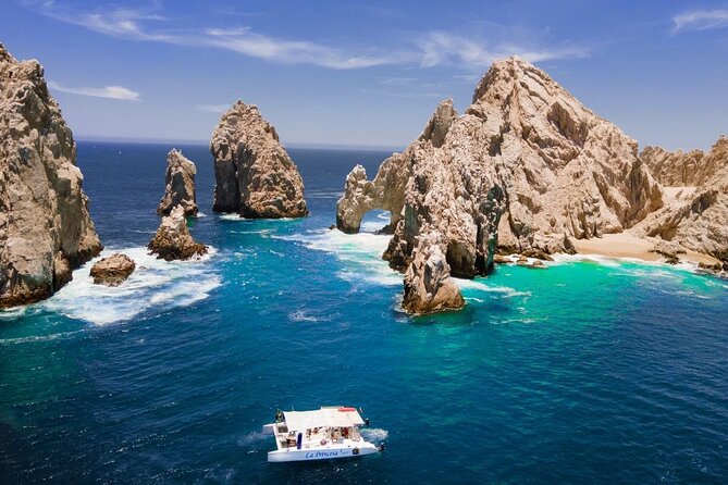 Cabo San Lucas Sunset Cruise with Unlimitted Drinks - Quick hits before you go