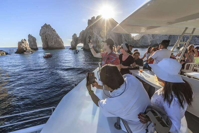 Cabo San Lucas: Sunset Dinner Cruise - Quick hits before you go