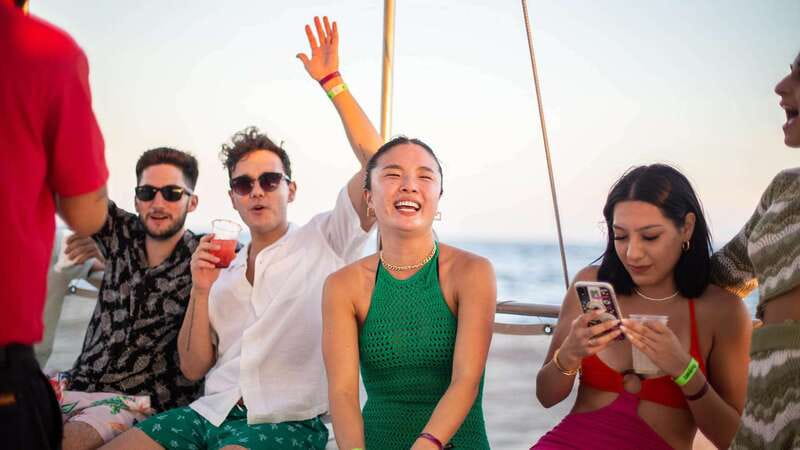 Cabo San Lucas: Sunset Party Cruise with Open Bar - Open bar, light snacks, and what the music actually does