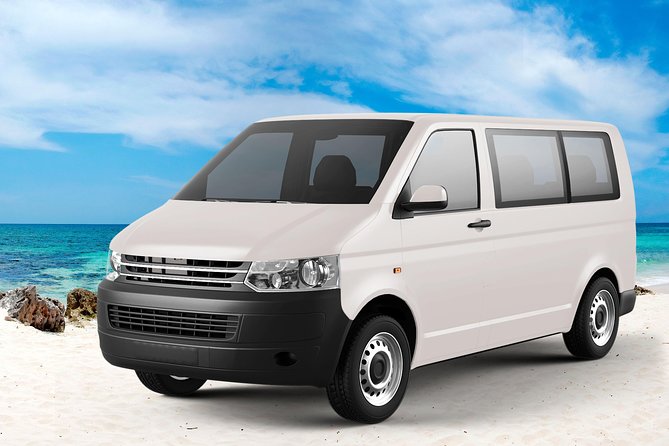 Cancun Airport-Hotel Shuttle Transportation - Finding the right terminal: platforms and where to stand
