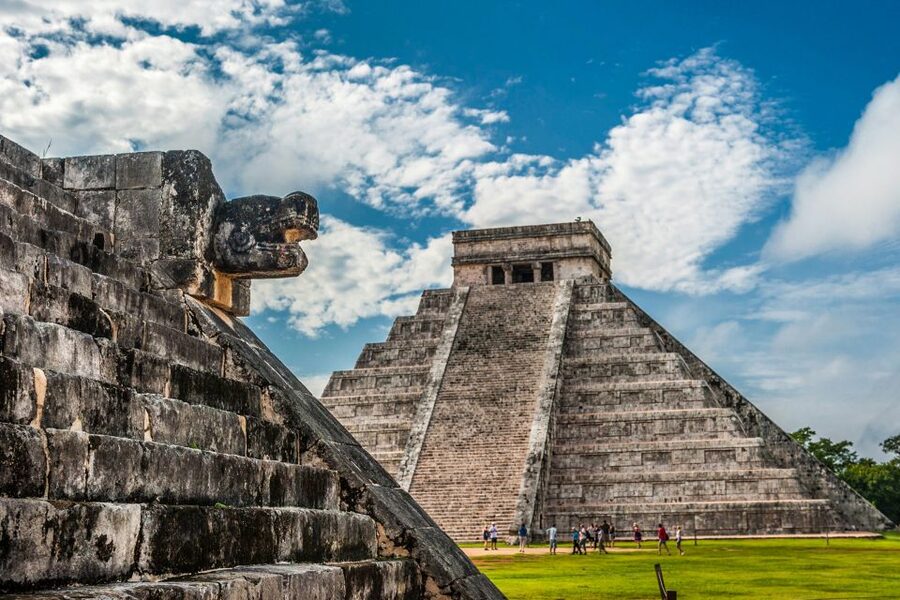 Cancun: Chichen Itza, Cenote & Valladolid Tour with Lunch - Tequila tasting and lunch: how to choose Standard vs VIP