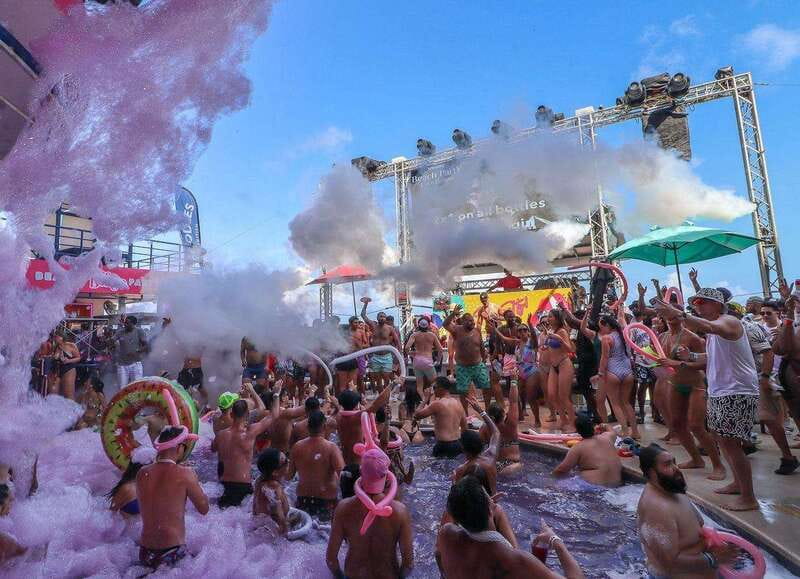 Cancún: Coco Bongo Beach Party Experience - A Cancun Beach Party That Feels Like a Full Production (1 PM to 8 PM)