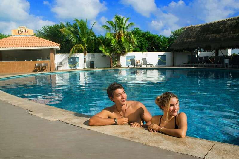 Cancún: Dolphin Encounter on Isla Mujeres with Buffet - Family Fit: Age, Height Rules, and Who Should Skip This Day