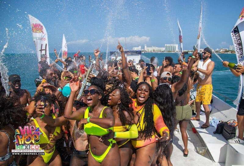 Cancun: Hip Hop Sessions Party Boat Cruise - Snorkeling and the swim stop in warm turquoise water