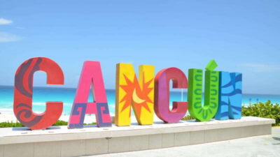 Hop-On-Hop-Off Sightseeing Bus Tour