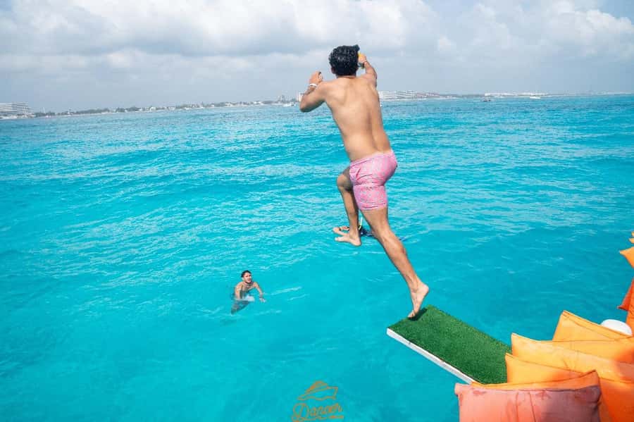 Cancun: Isla Mujeres Full Day Dancer Cruise - Stop Two: Swimming Break in the Caribbean Sea