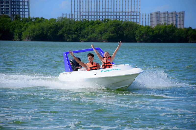 Cancun: Jungle Tour Adventure with Speedboat and Snorkeling - Salbute snack and flavored waters: the payoff at the end