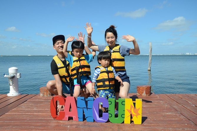 Cancun speedboat and snorkel tour: shared speedboat - Entering the speedboat part: what you actually do before you go fast