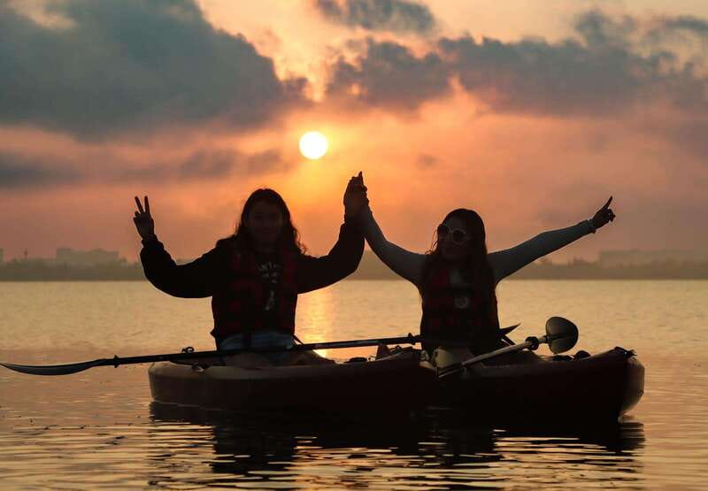 Cancun: Sunset Kayak Experience in the Mangroves - Nichupté Lagoon feels like a different Cancun