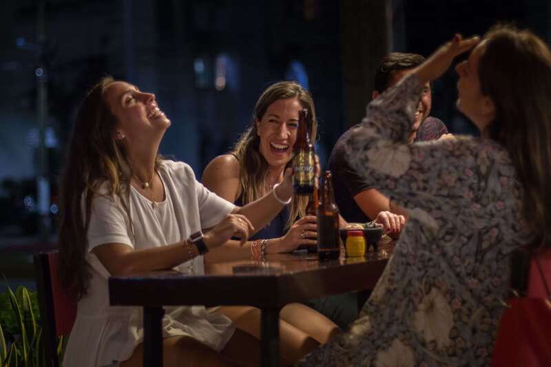 Cancún: Taco & Local Beer Tasting Tour with transportation - Mariachi, dancing, and churros: what the night venue adds