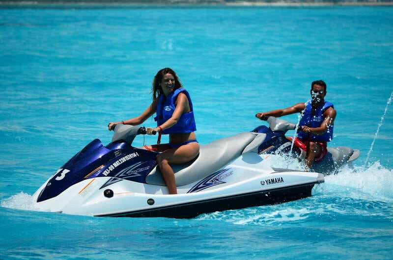 Cancun: Waverunner in Nichupte Lagoon - Why Nichupte Lagoon Waverunner Riding Feels Different From the Usual Speed Run
