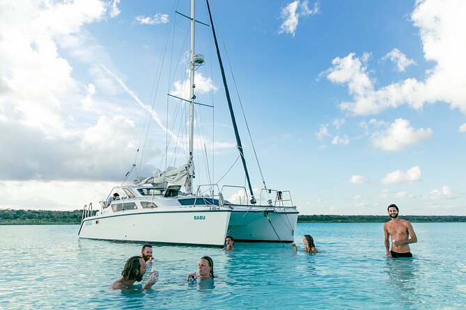 Catamaran Adventure: Sailing and Swimming in the Bacalar Lagoon - Lake Bacalar stop: swimming time, photos, and what to bring