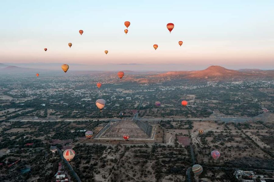 CDMX: Teotihuacan Hot Air Balloon with Breakfast - Three ways to do the day: flight-only, flight plus transport, or the full guided circuit